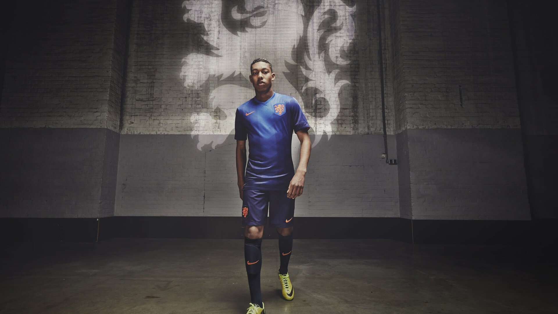 柯尔赞200米仰泳表现获教练肯定